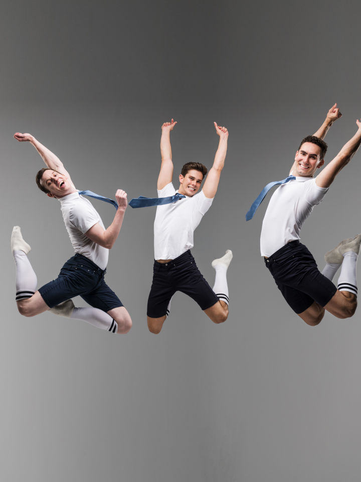 100 Years Of The History Of Dance As Told By One Man In 60 Seconds With An Energetic Group Finale